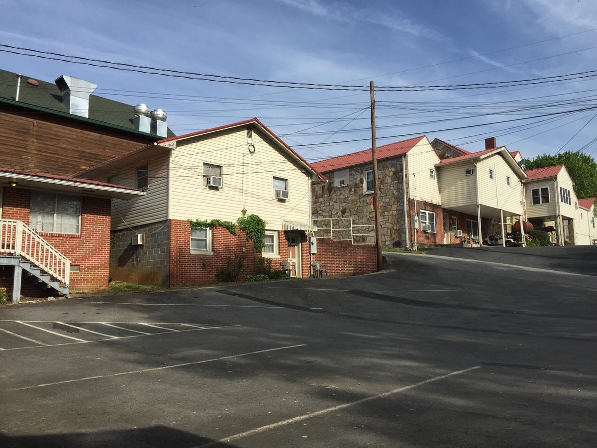 Phillips Historic Motel & Cottages Robbinsville Exterior photo